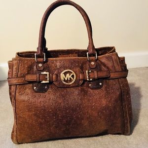 Authentic Michael kors hang bag